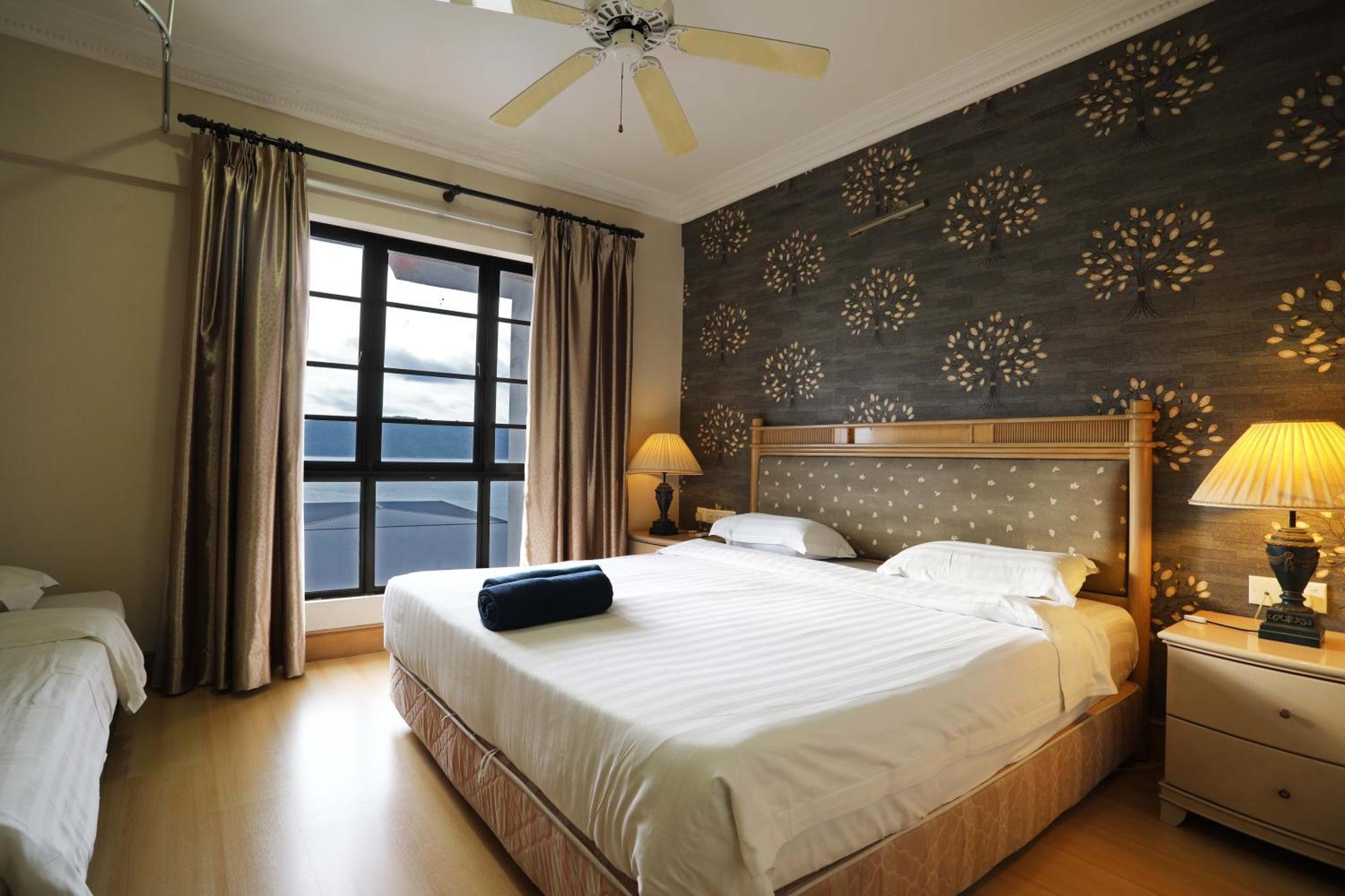 Marina Court: 6-bedroom Group With Free Parking * Kota Kinabalu
